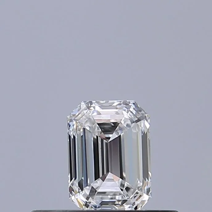 0.30ct EMERALD D VVS1 Natural diamond