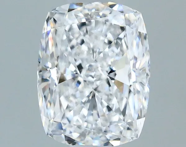 0.7ct CUSHION D VS1 Natural diamond