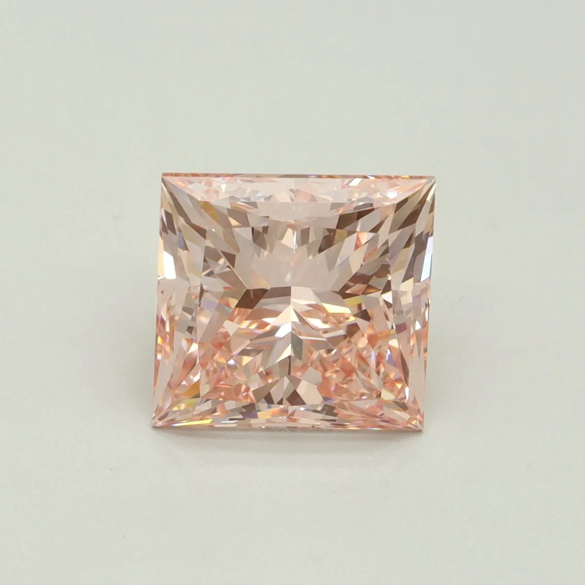 4.21ct PRINCESS Fancy Vivid Pink VVS2 Coloured Lab diamond