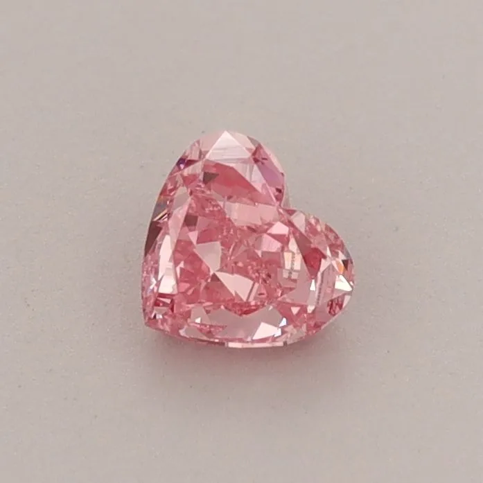 0.36ct HEART Fancy Vivid Pink VS2 Coloured Lab diamond
