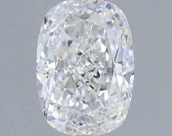 0.33ct CUSHION E VVS2 Natural diamond
