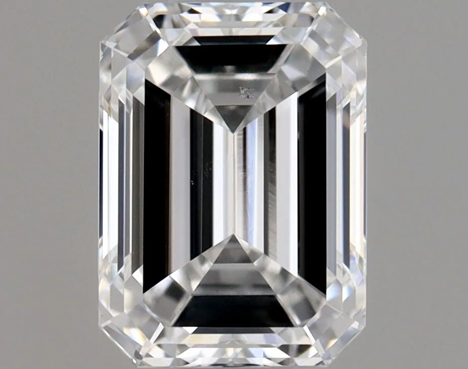 0.66ct EMERALD D VS2 Natural diamond