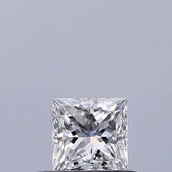 0.33ct PRINCESS D VVS2 Natural diamond