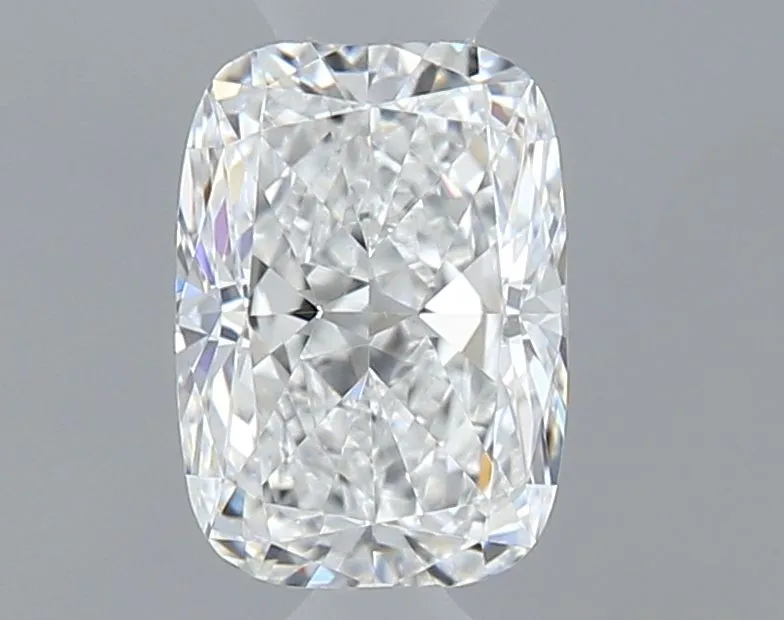 0.30ct CUSHION E VVS2 Natural diamond