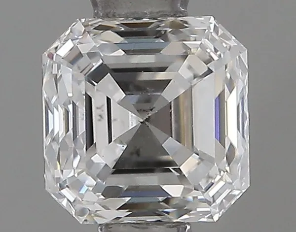 0.65ct EMERALD F SI1 Natural diamond