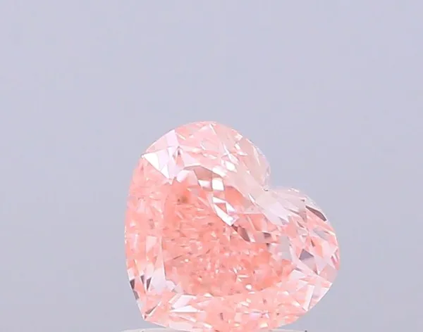 1.01ct HEART Fancy Vivid Pink VVS2 Coloured Lab diamond