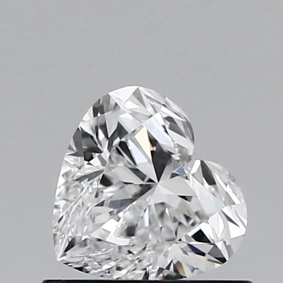 0.7ct HEART D VVS2 Natural diamond