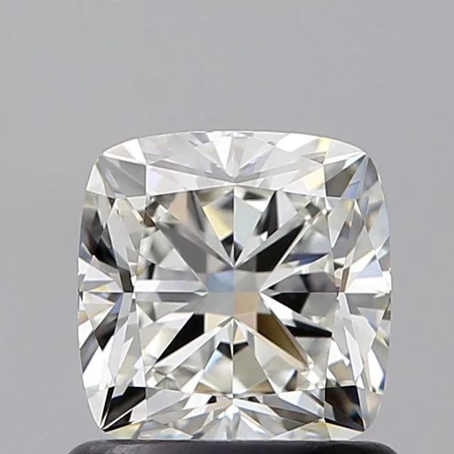 0.91ct CUSHION H VVS2 Natural diamond