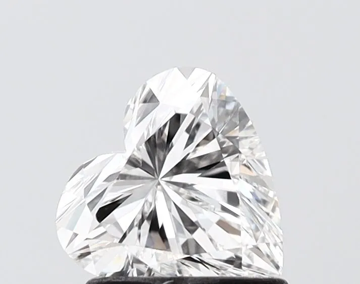 1.03ct HEART F VVS2 Lab Grown diamond