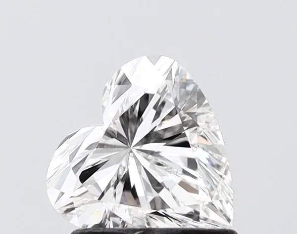 1.03ct HEART F VVS2 Lab diamond