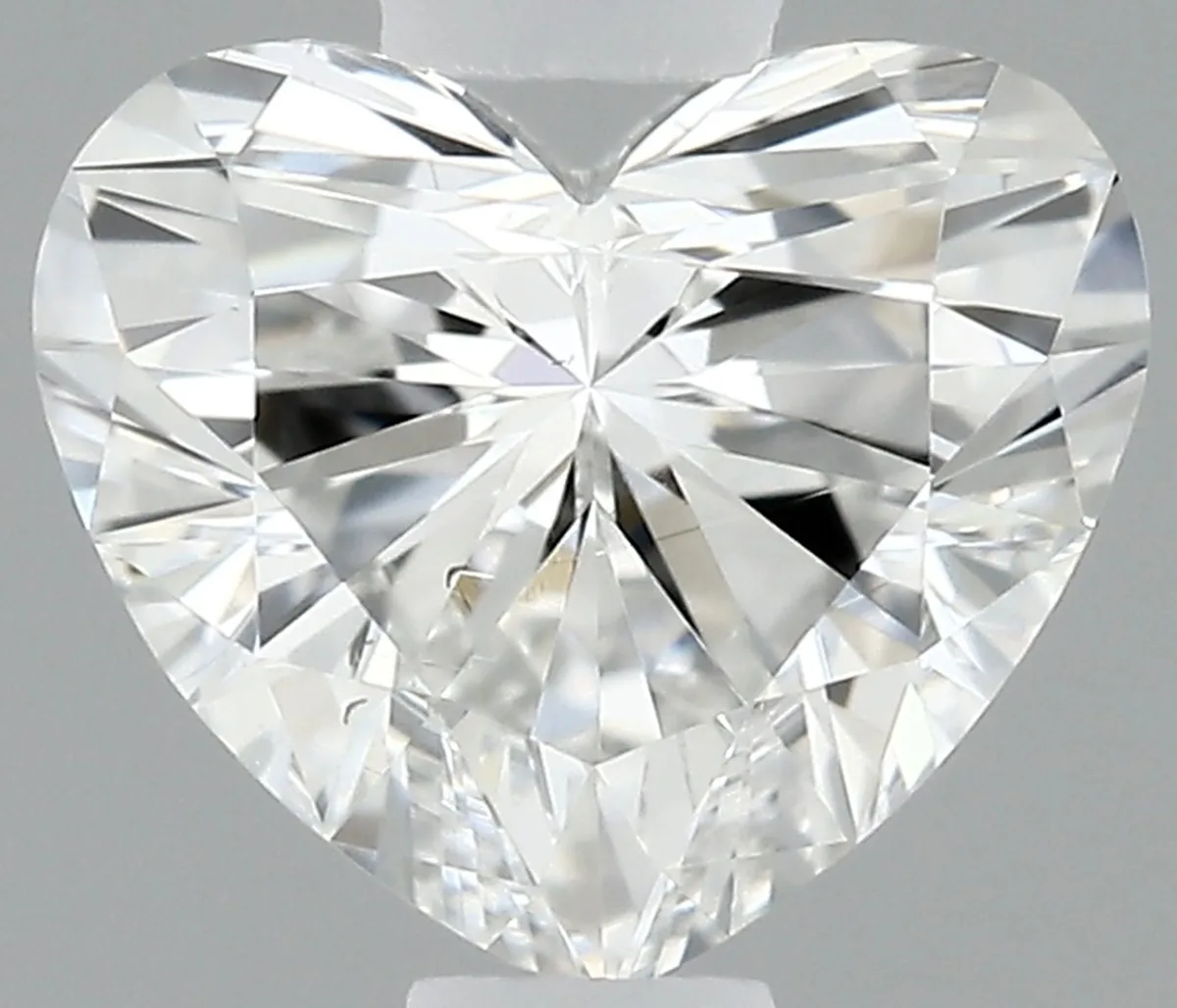 0.51ct HEART F VS2 Natural diamond