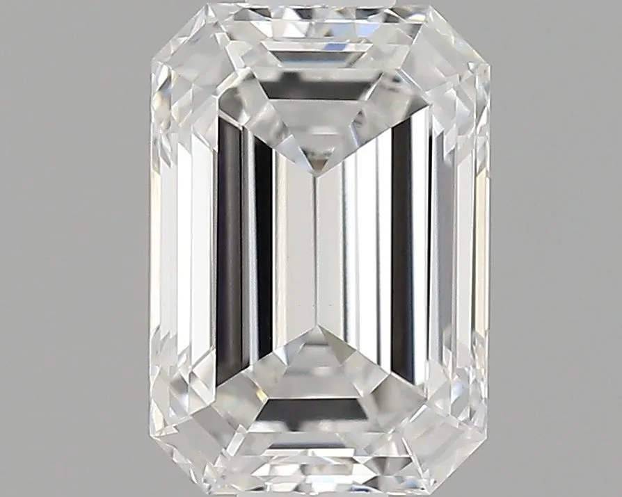 0.72ct EMERALD E VS1 Lab Grown diamond