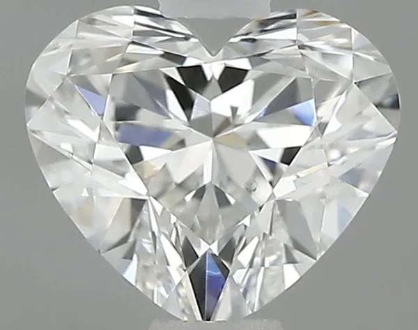 0.6ct HEART G VS2 Natural diamond