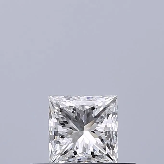 0.30ct PRINCESS E VVS1 Natural diamond