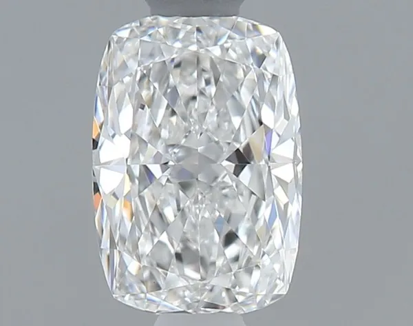 0.31ct CUSHION E VS1 Natural diamond