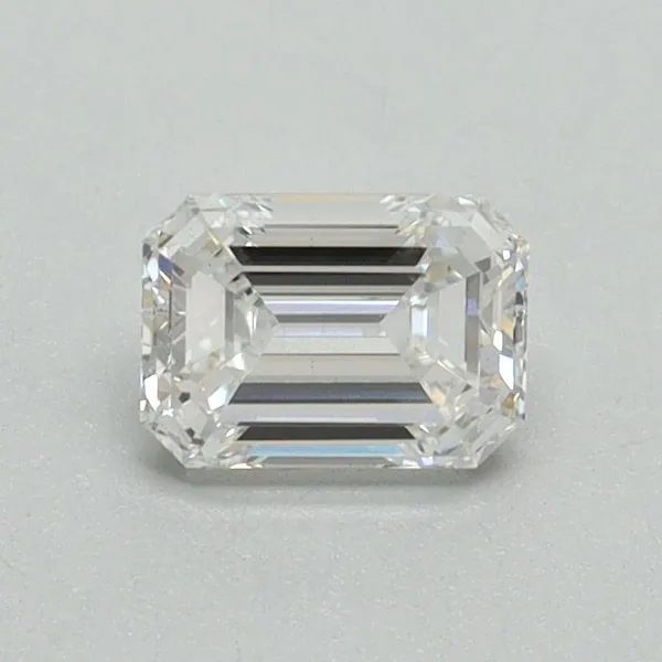 0.57ct EMERALD E VS1 Lab diamond