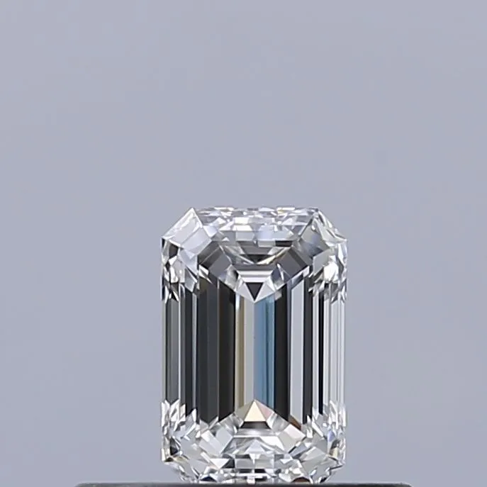 0.30ct EMERALD E VVS1 Natural diamond