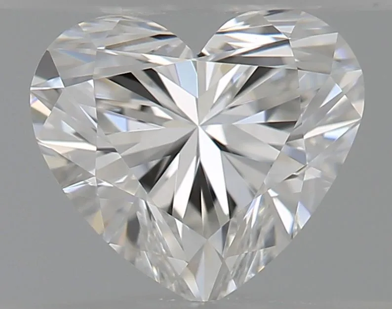 0.46ct HEART G VVS2 Natural diamond