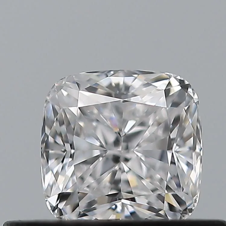 0.41ct CUSHION D VVS1 Natural diamond