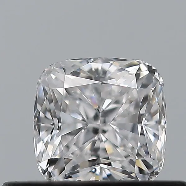 0.41ct CUSHION D VVS1 Natural diamond