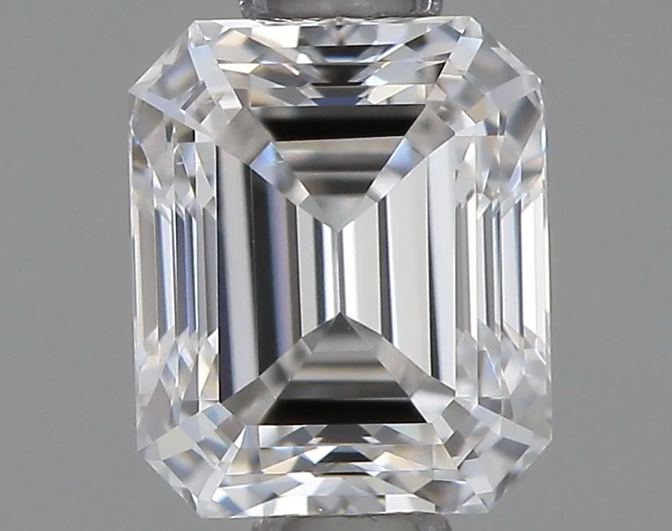 0.63ct EMERALD F VS1 Natural diamond