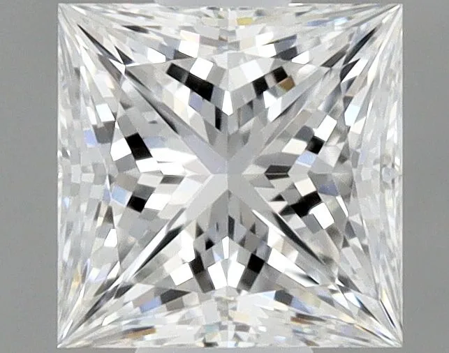 0.32ct PRINCESS E VVS2 Natural diamond