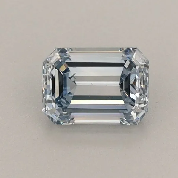 0.71ct EMERALD Fancy Light Blue VS1 Coloured Lab diamond