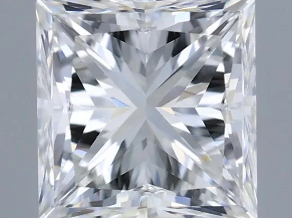 0.7ct PRINCESS G VVS2 Natural diamond