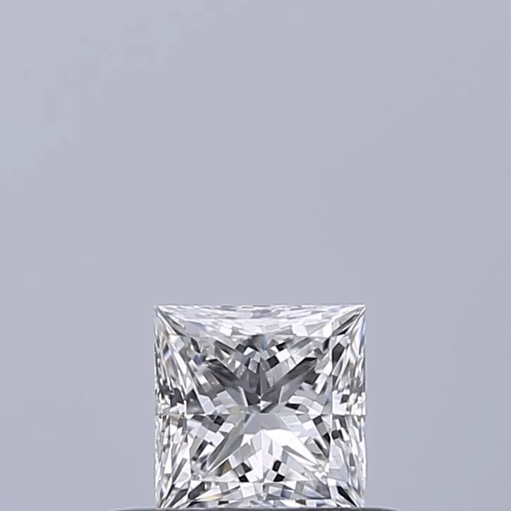 0.32ct PRINCESS D VVS1 Natural diamond