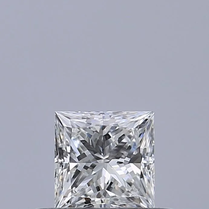 0.30ct PRINCESS D VVS2 Natural diamond