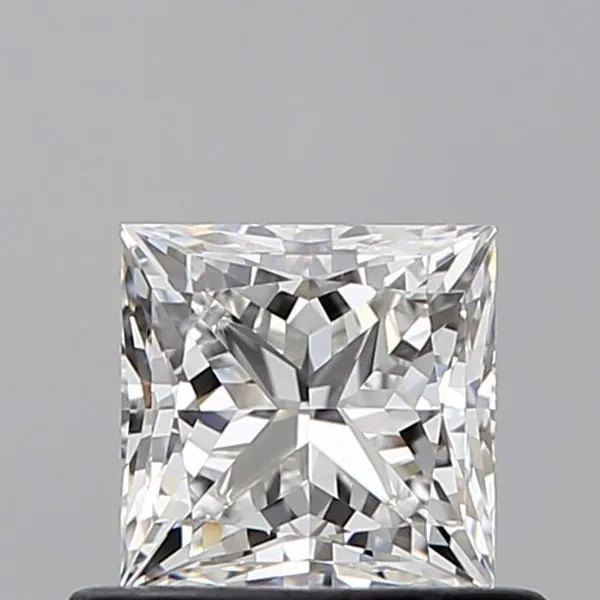 0.62ct PRINCESS F VVS1 Natural diamond