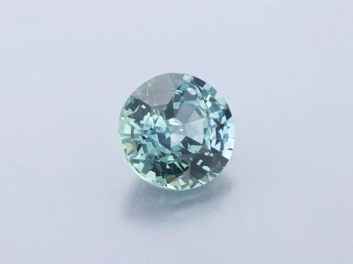 1.54ct Parti Sapphire, Round gemstone