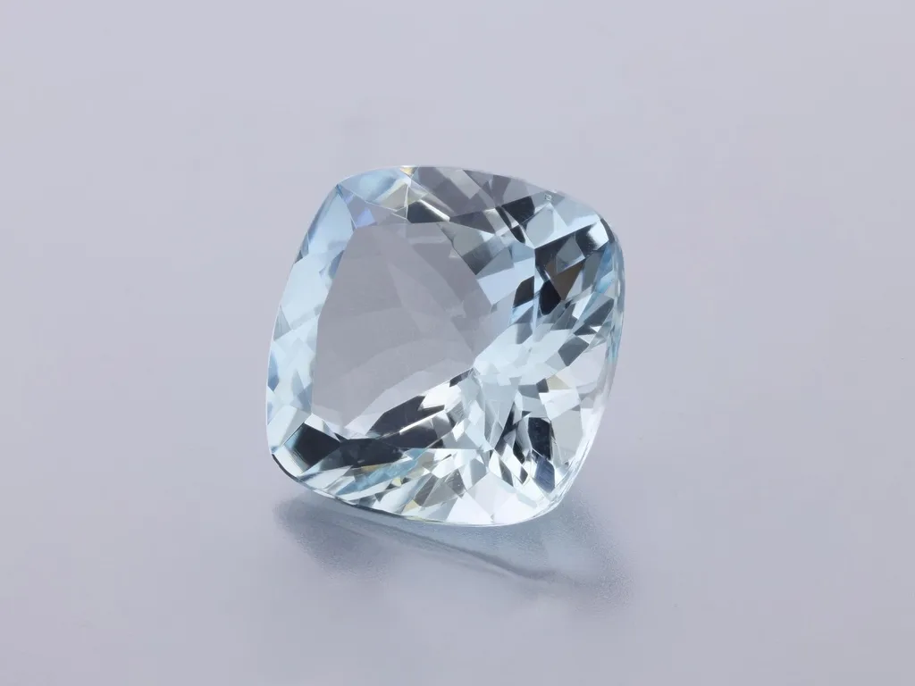 3.66ct Blue Aquamarine, Cushion gemstone