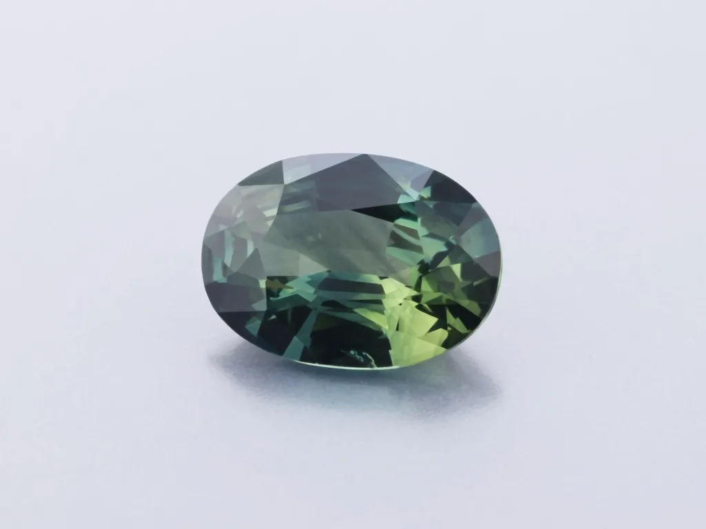 0.87ct Parti Sapphire, Oval gemstone