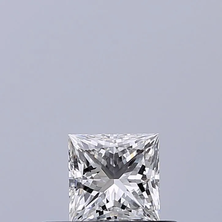 0.32ct PRINCESS E VVS1 Natural diamond