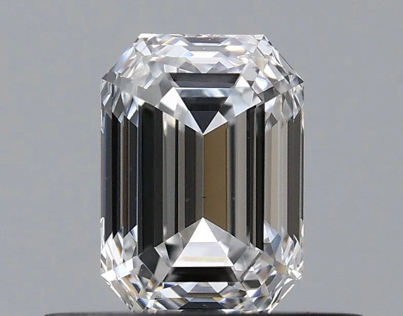 0.45ct EMERALD E VS2 Natural diamond