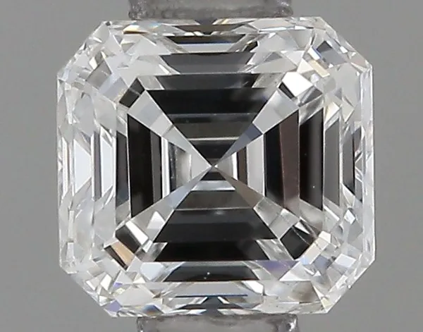 0.41ct EMERALD F SI1 Natural diamond