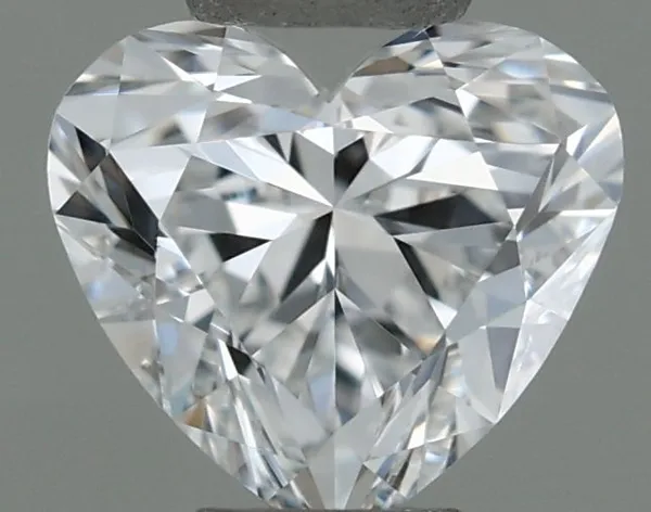 0.3ct HEART E VS1 Natural diamond