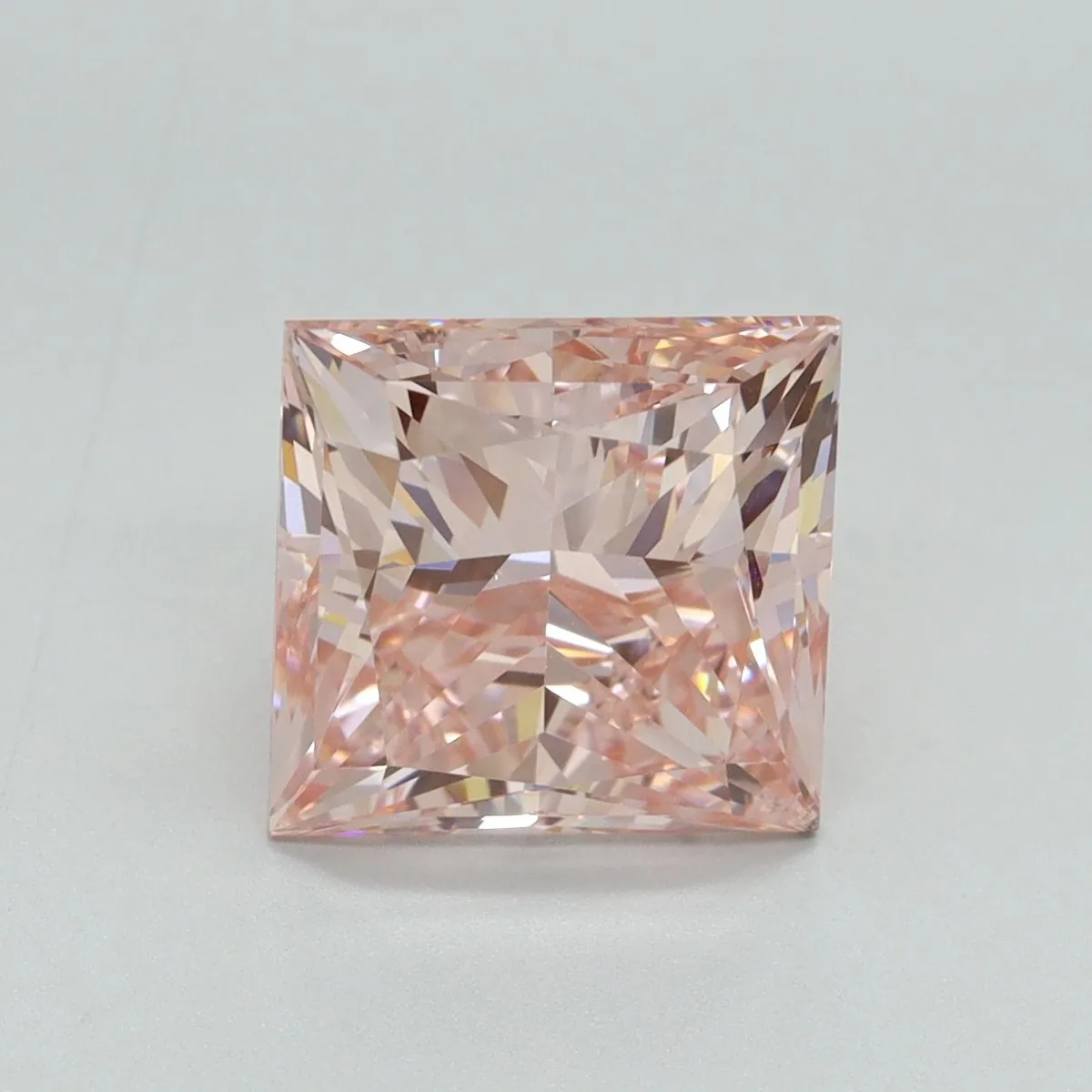 4.02ct PRINCESS Fancy Vivid Pink VS2 Coloured Lab diamond