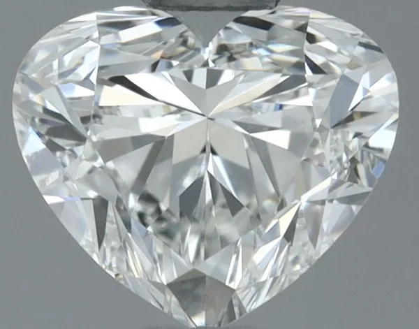 0.4ct HEART G VVS2 Natural diamond
