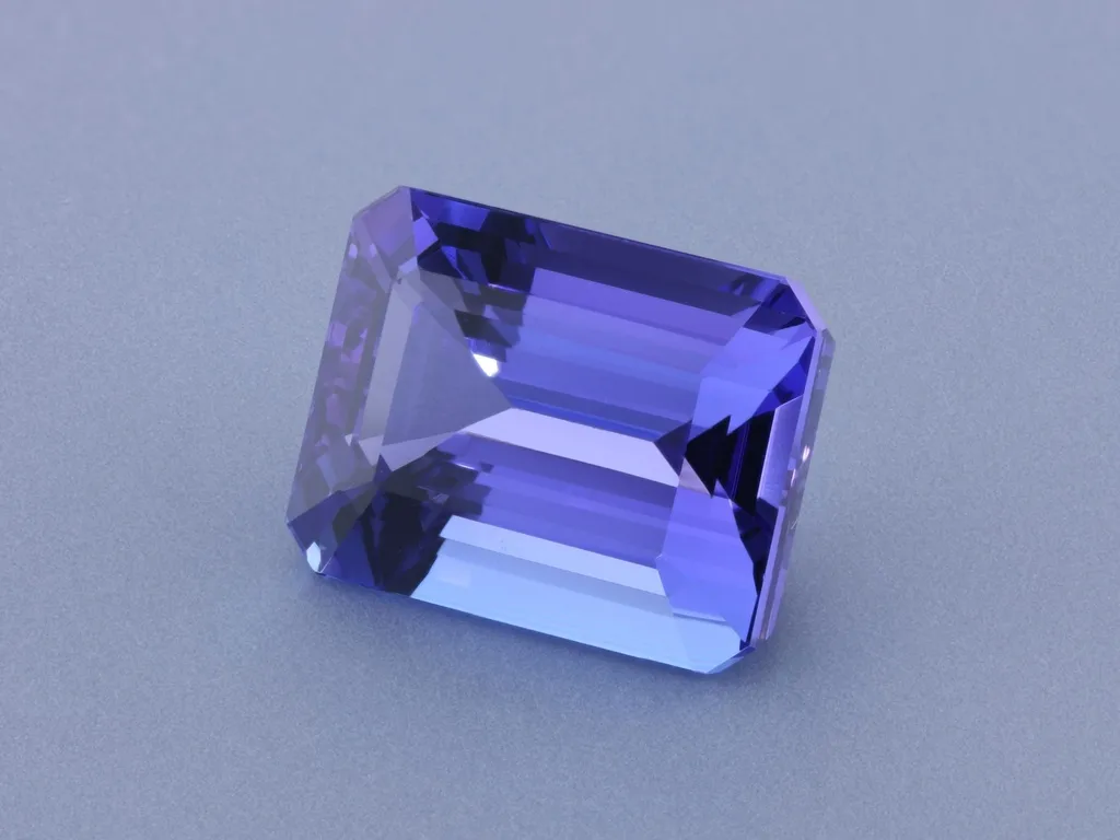 4.19ct Purple Tanzanite, Emerald Cut gemstone