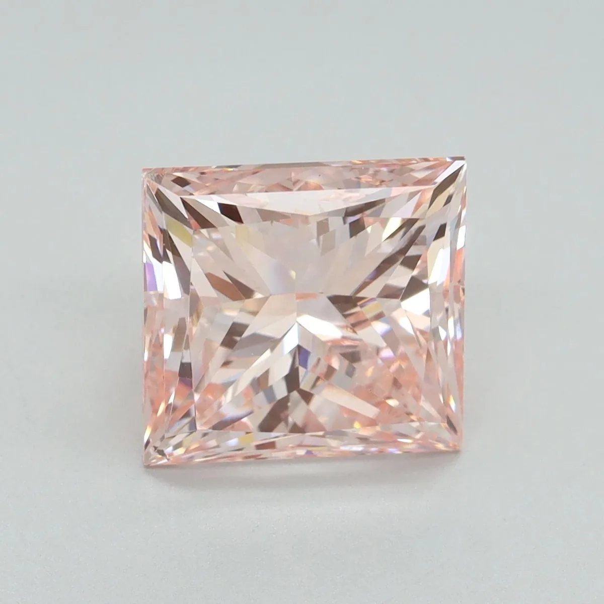 4.50ct PRINCESS Fancy Intense Pink VS2 Coloured Lab diamond