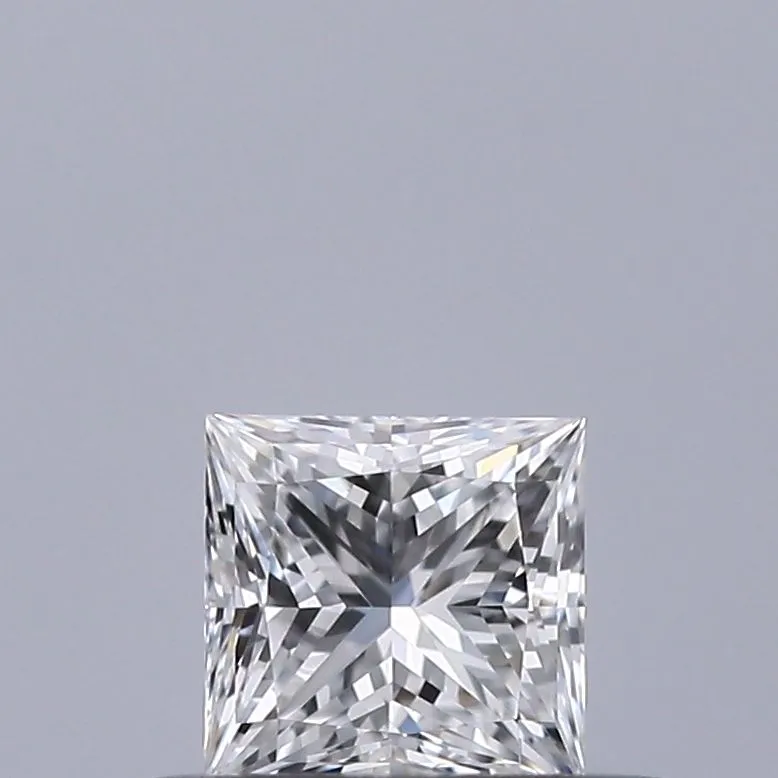 0.31ct PRINCESS D VVS2 Natural diamond
