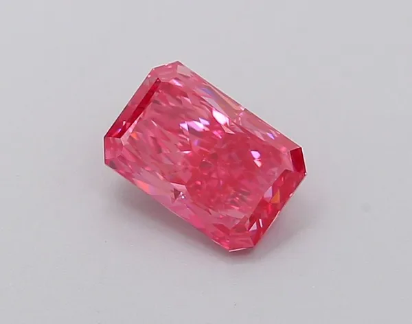 1ct RADIANT Fancy Vivid Pink VVS2 Coloured Lab diamond