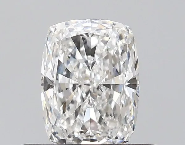 0.5ct CUSHION E VVS2 Natural diamond