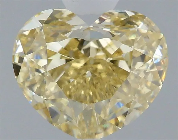 1.59ct HEART Fancy Yellow VS1 Coloured Lab diamond