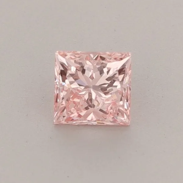 0.45ct PRINCESS Fancy Vivid Pink VVS2 Coloured Lab diamond