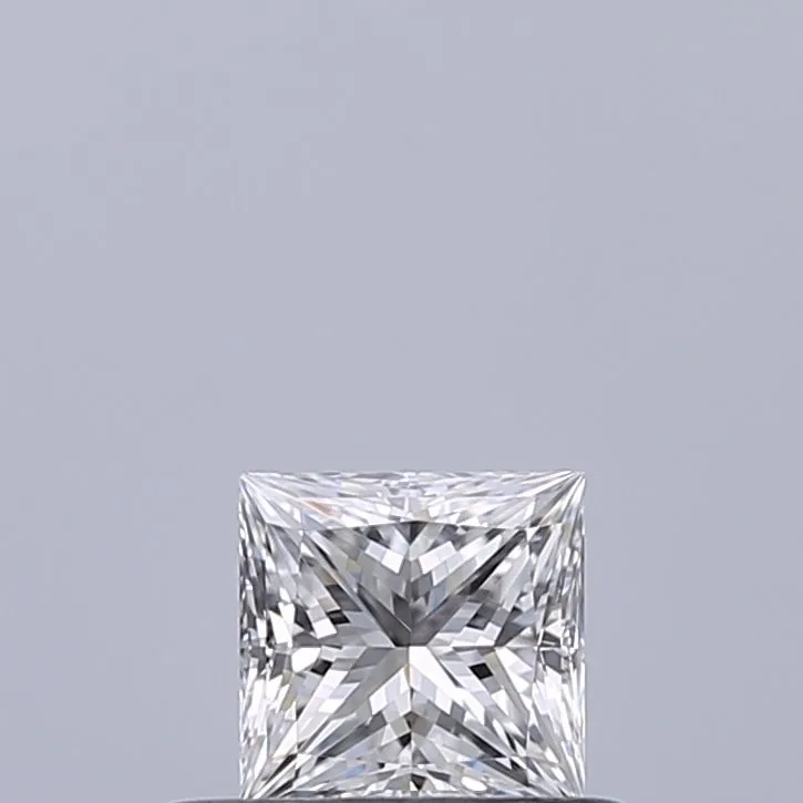 0.36ct PRINCESS D IF Natural diamond