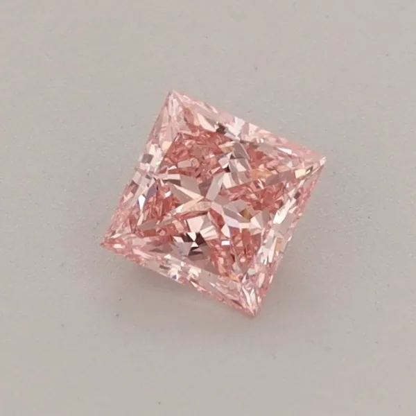 0.37ct PRINCESS Fancy Vivid Pink VS1 Coloured Lab diamond