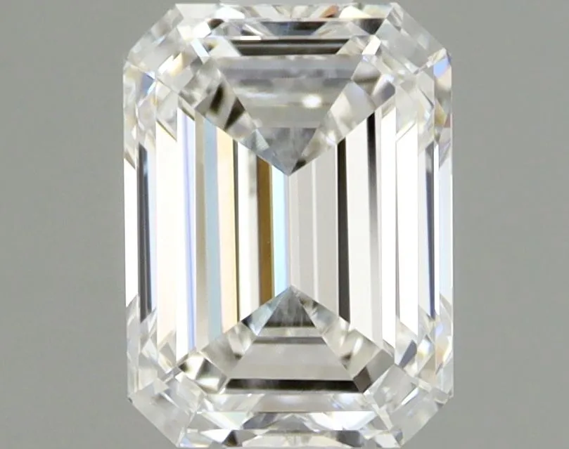0.70ct EMERALD F VVS2 Natural diamond